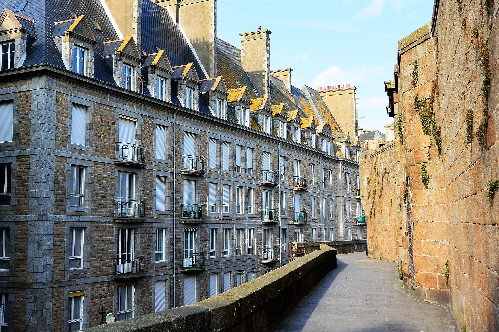 Remparts intra-muros de Saint-Malo